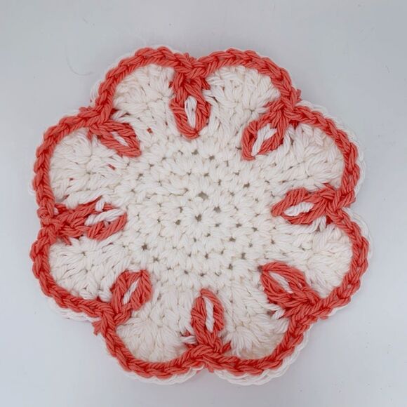 🌼Handmade Crochet Coaster Set - White and Brick Red - Picture 3 of 7